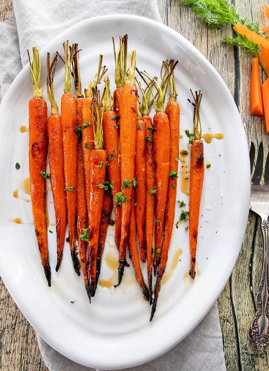 Easy Roasted Carrots with Maple Syrup (Perfect Every Time)