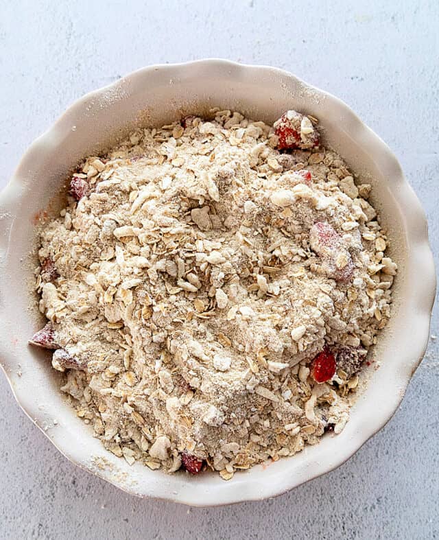unbaked strawberry crisp with crumb topping