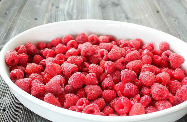 A bowl of Raspberry 