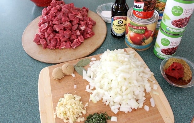 Meat and ingredients for the Slow Cooker Texas Chili